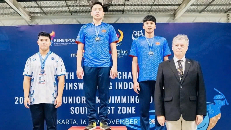 Vietnamese finswimmers bag 16 gold medals at SEA championship